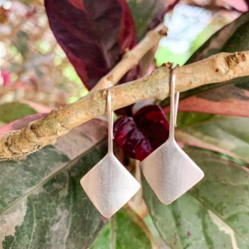 Brinco Quadrado gancho