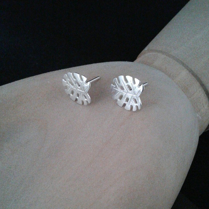 Brinco folha P Adão