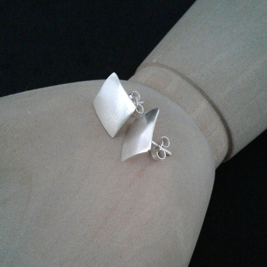 Brinco Quadrado pino