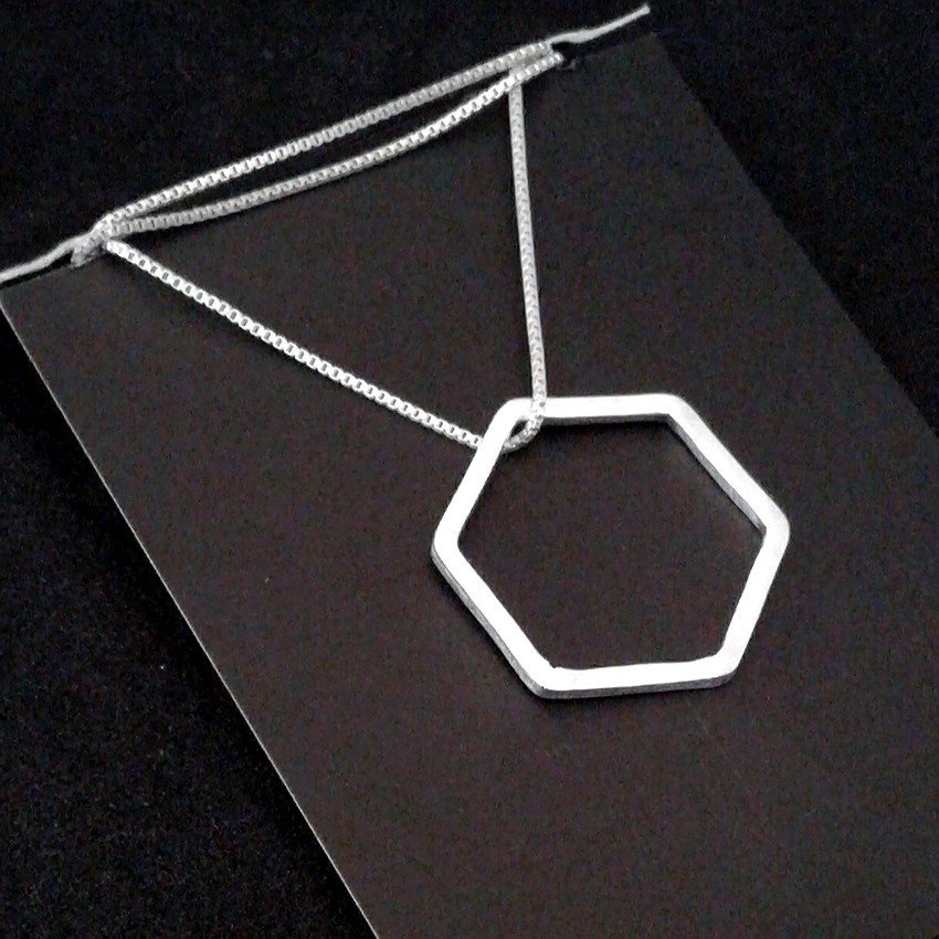 Colar Geo Hexágono