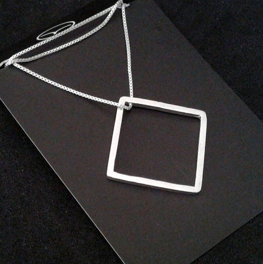 Colar Prata 950 Geo Quadrado